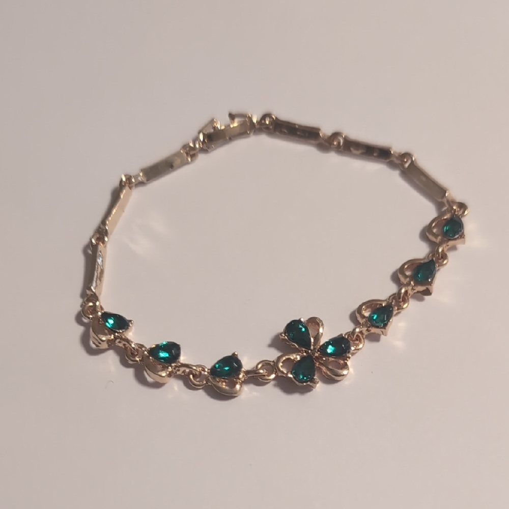 Elegant Floral And Heart Green Gemstones May‎ Birthstone Gold Tennis Bracelet